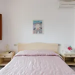 בית הארחה Il Corbezzolo 3*