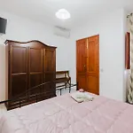 Il Corbezzolo Konukevi